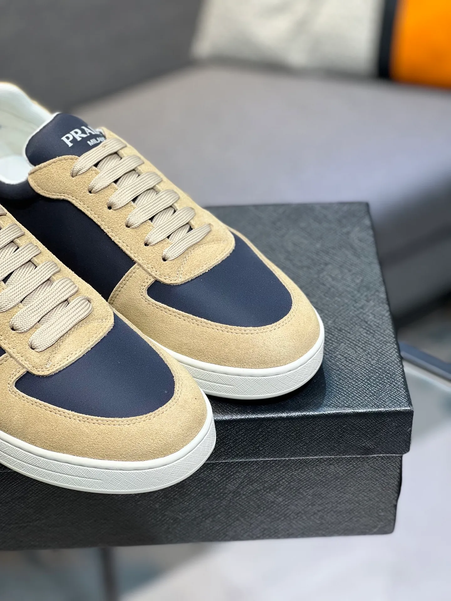 Men's men's shoes 💰440 [PRADA—Prada] latest model 🙈original replica! 👟👟👟Available here. The workmanship is top-notch. The upper is made of Italian 🇮🇹Imported calfskin. ❗️Breathable genuine leather lining @Suitable for travel. The original version has an enlarged engraved sole, making it suitable for all kinds of travels, showing low-key luxury. Let quality speak for itself. Color: Size: 38-44